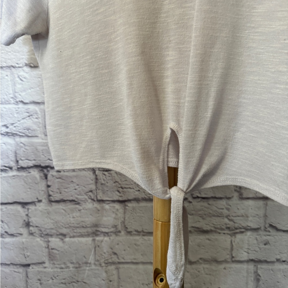 Cropped white tee - Picture 3 of 3